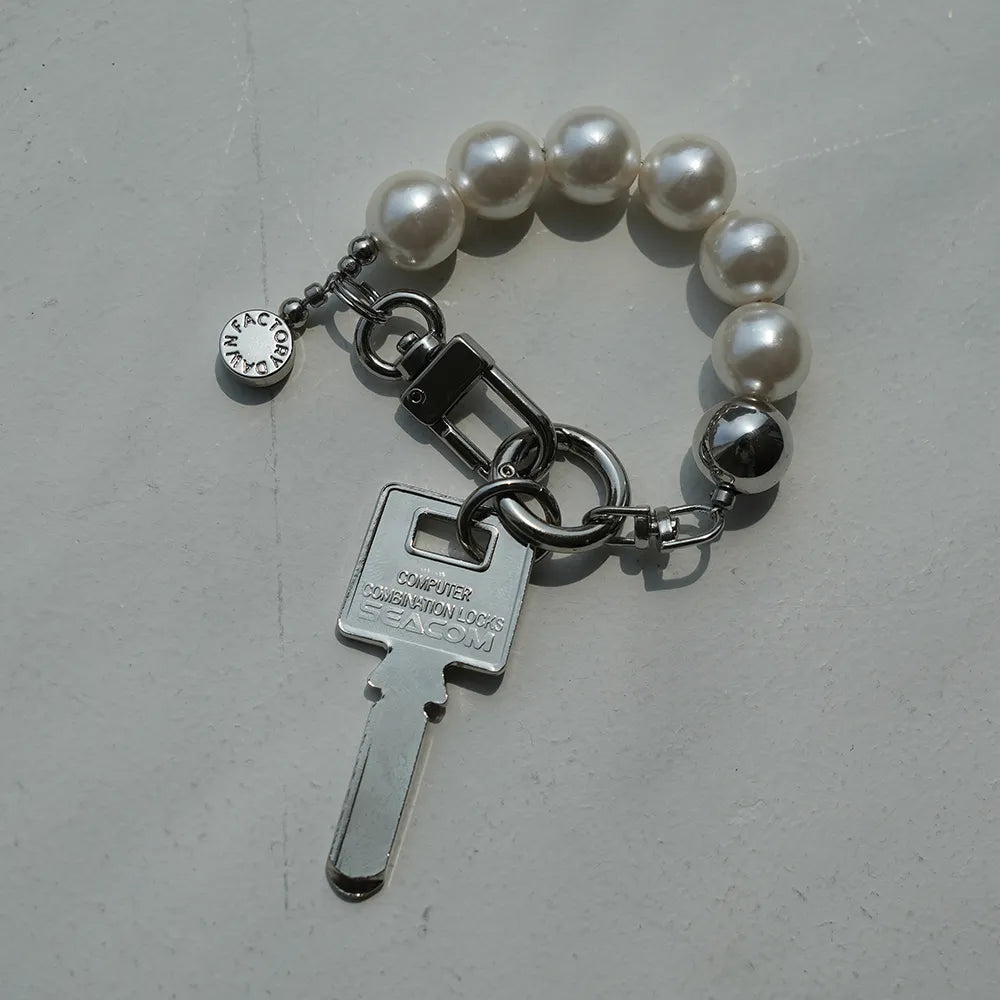 DAWN FACTORY Bead Keyring