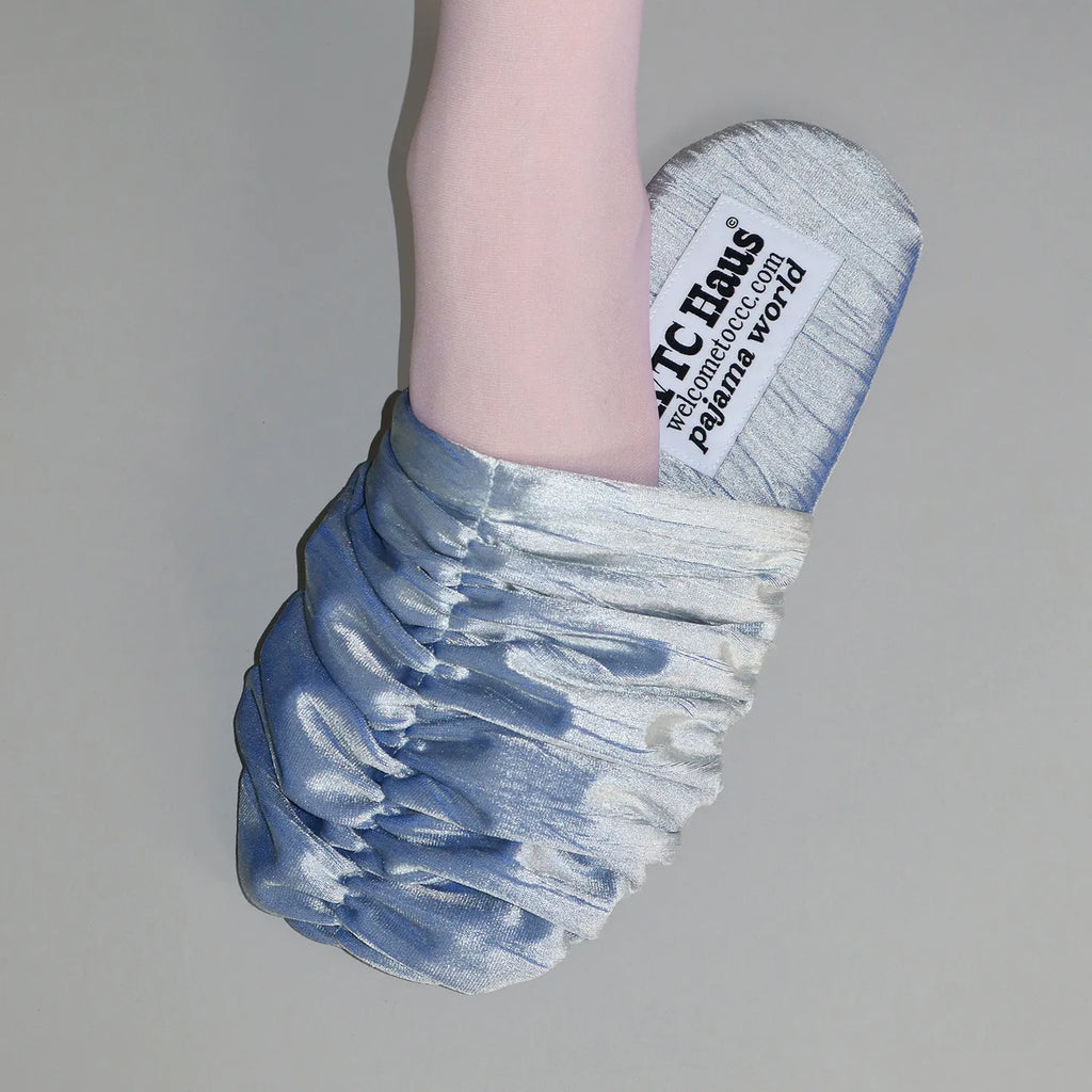 WELCOMETOCCC Croa Room Shoes