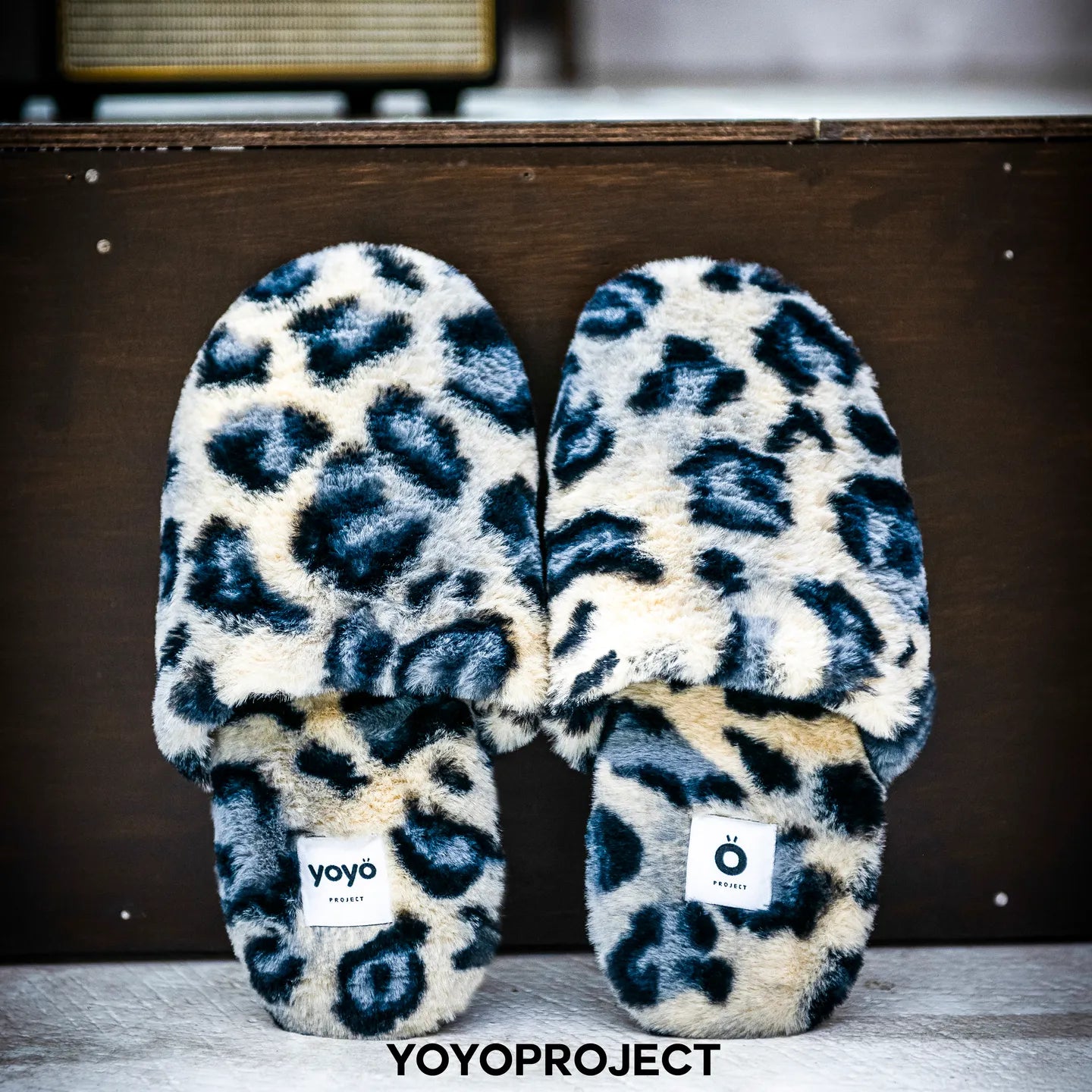 YOYOPROJECT Leopard Room Shoes (Grey)