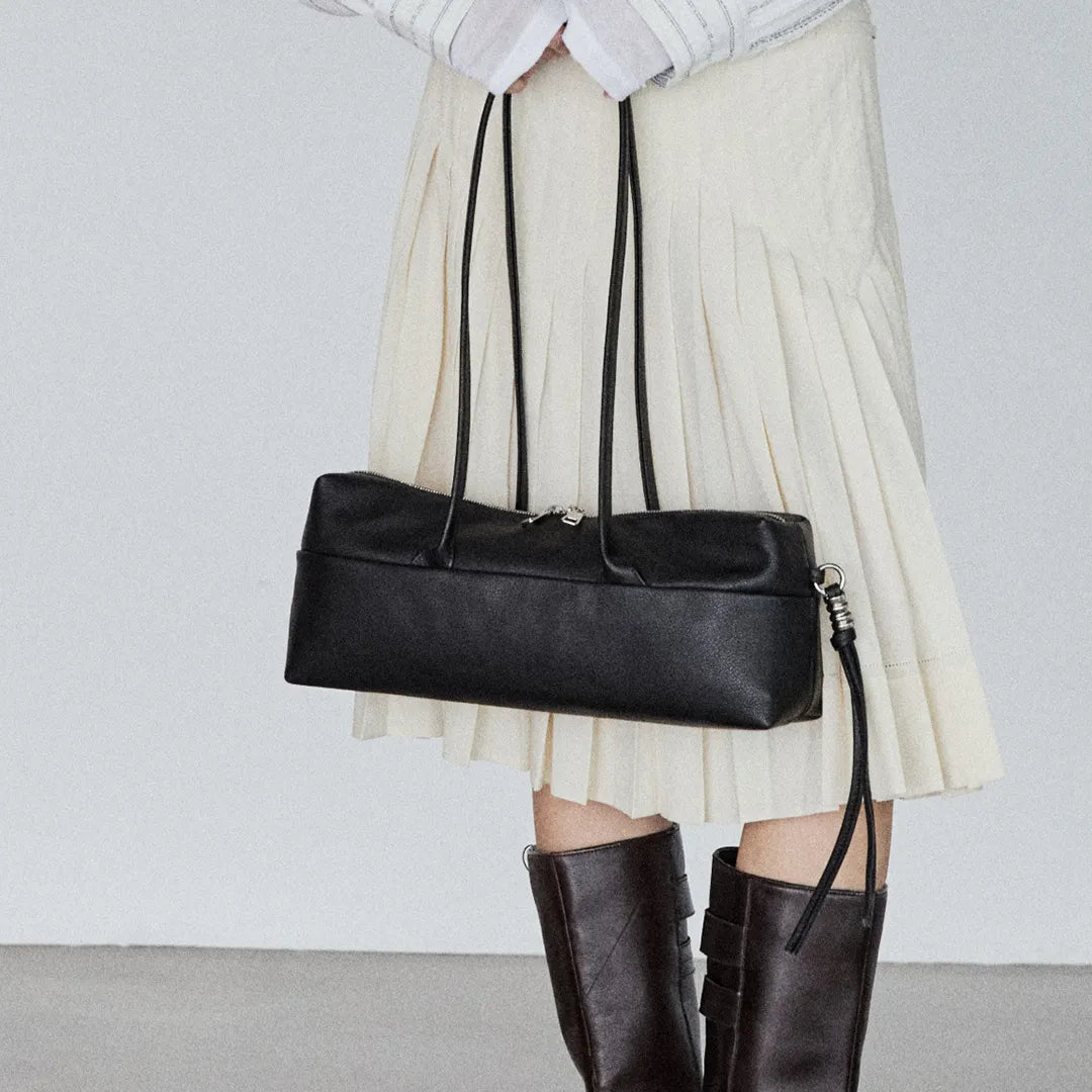 DAWN FACTORY Martin Bag Large Cow Leather (Black)