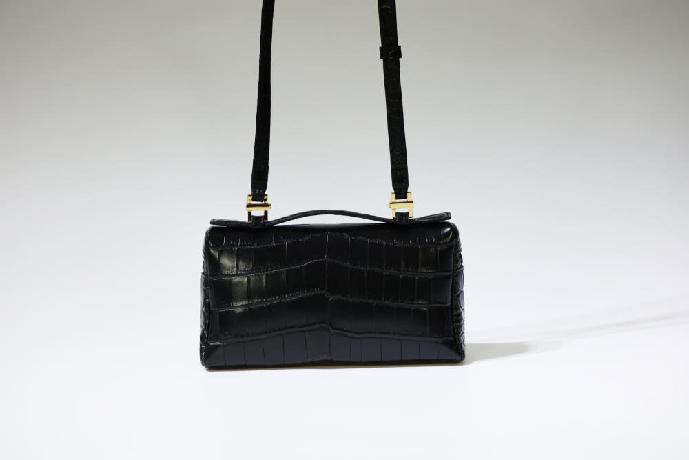 ROROCRO Rumi Matte Crocodile Leather Vanity Crossbody Bag (Black)