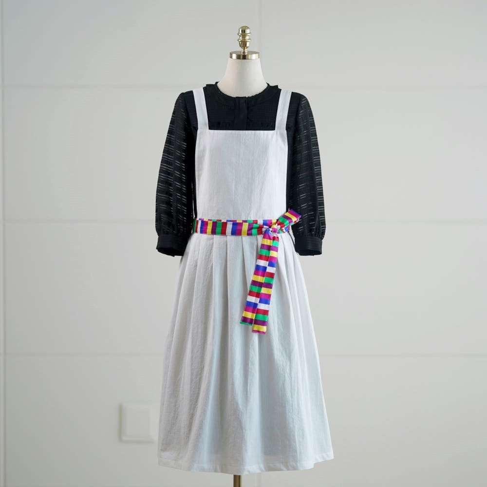 Traditional Korean Hanbok-Style Saekdong Waist Apron