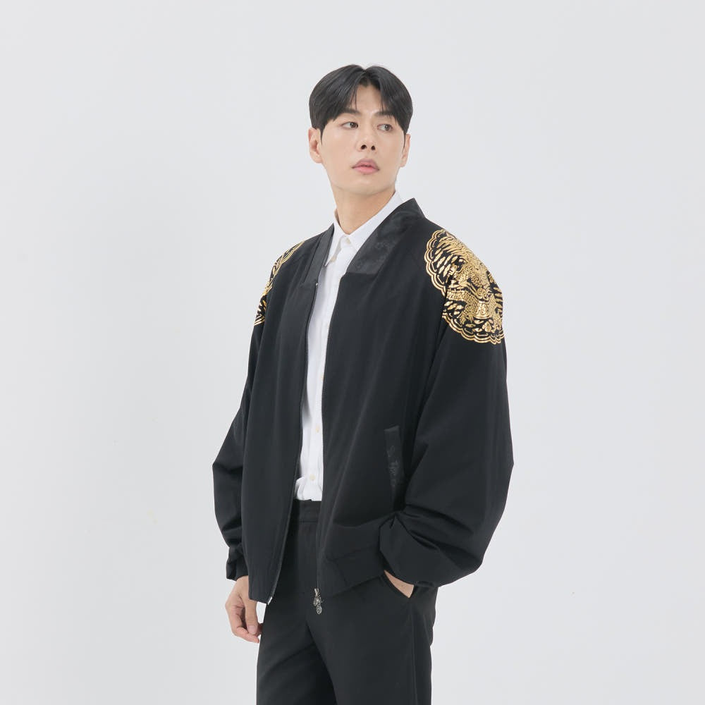 LEESLE Yongan Bomber Jacket (Black)