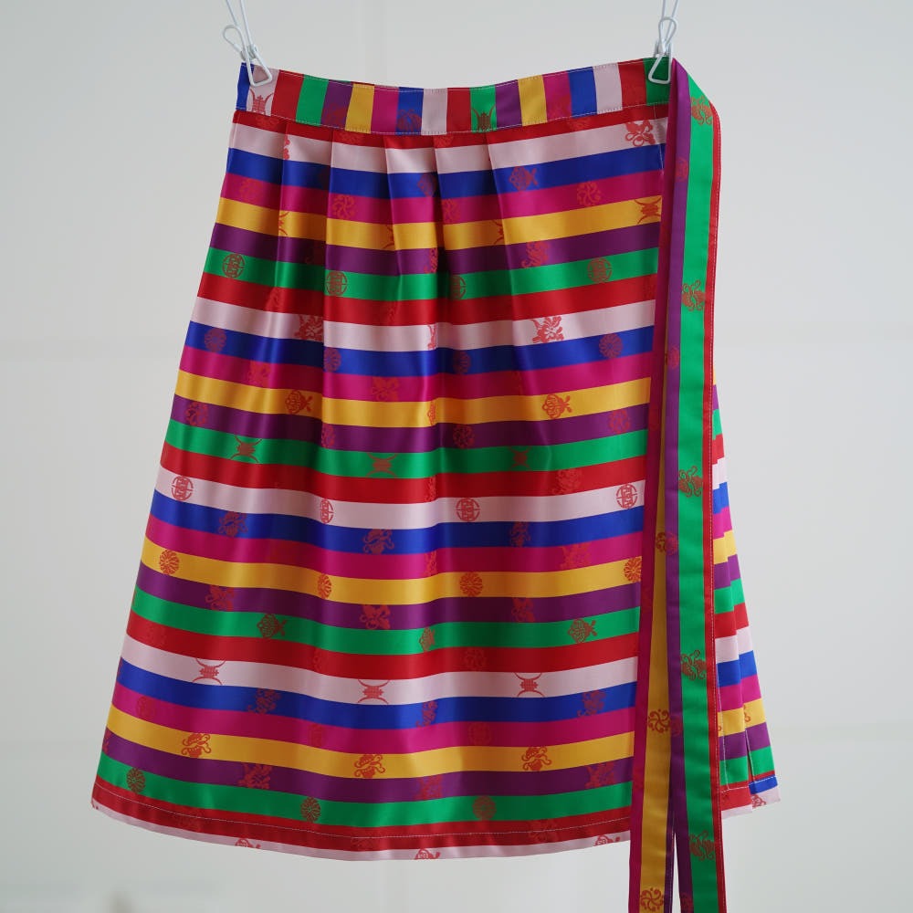 Traditional Korean Hanbok-Style Saekdong Waist Apron