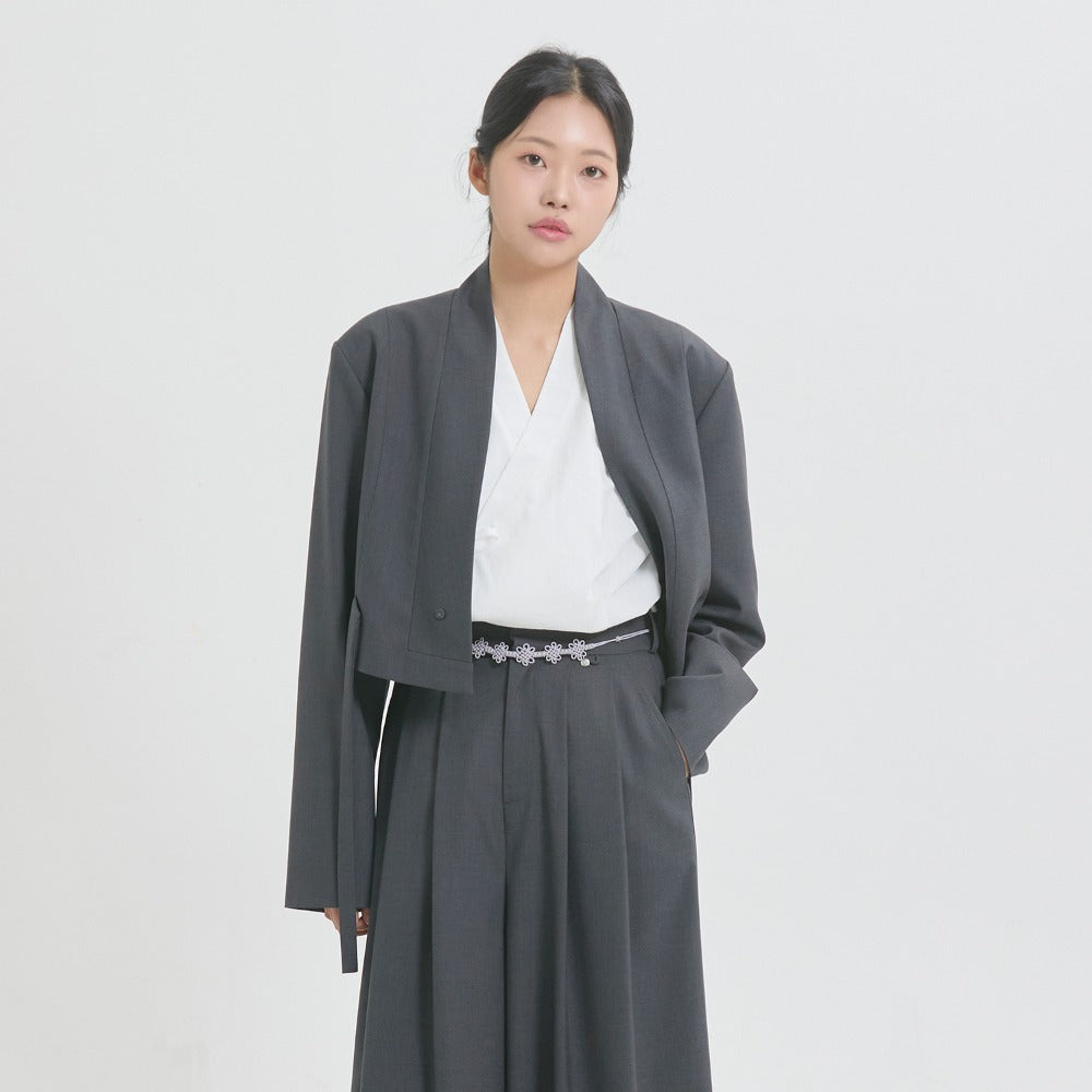 Leesle Maerang Crop Jacket [Charcoal]