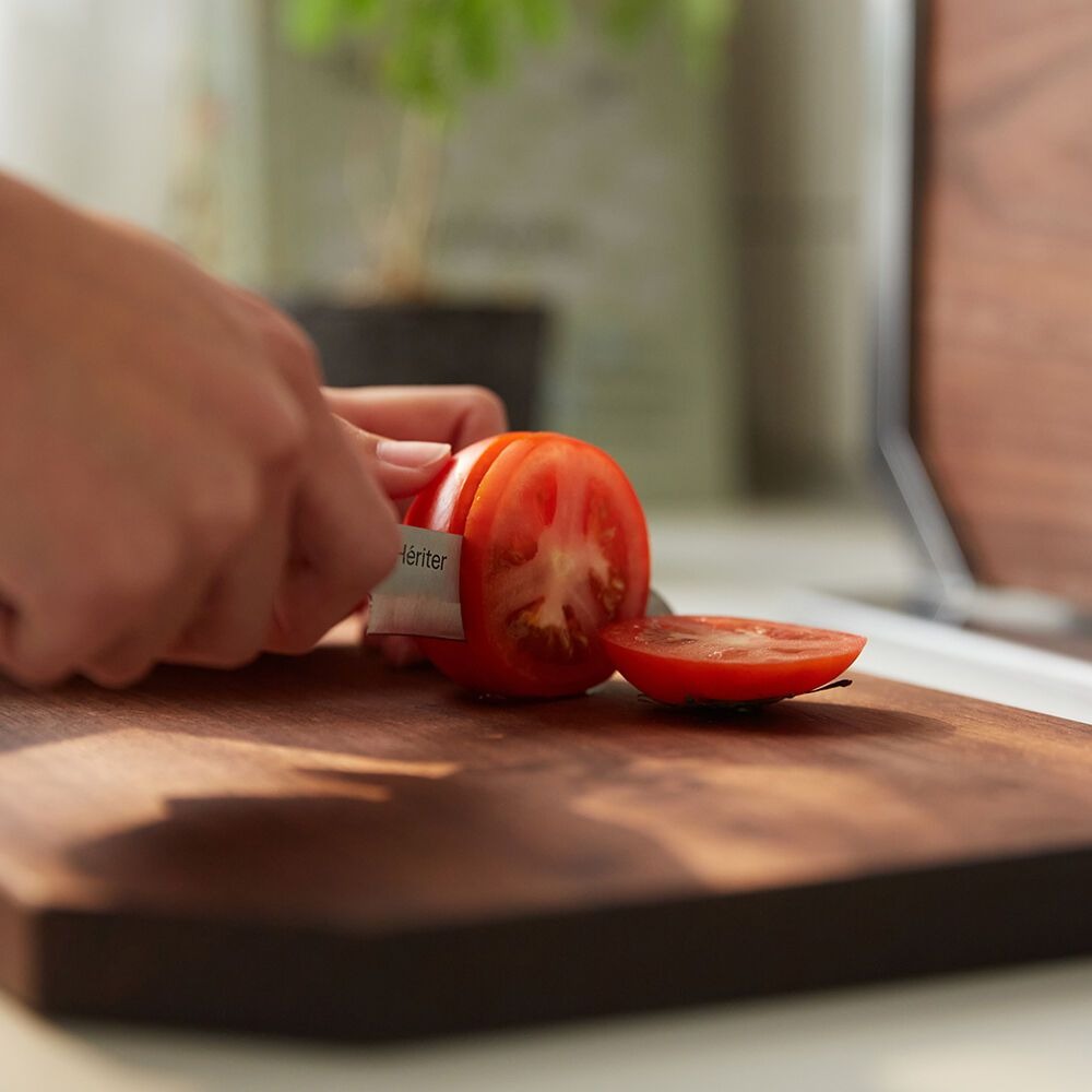 [Heriter] Signature Octagonal Cutting Board (Walnut)