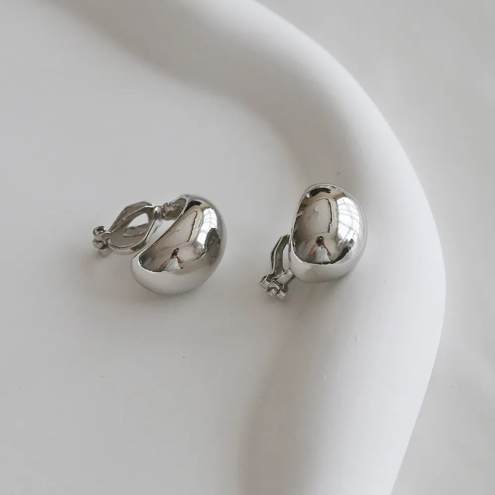 [SOOOHO] AA28 Silver Bold Clip-On Earrings