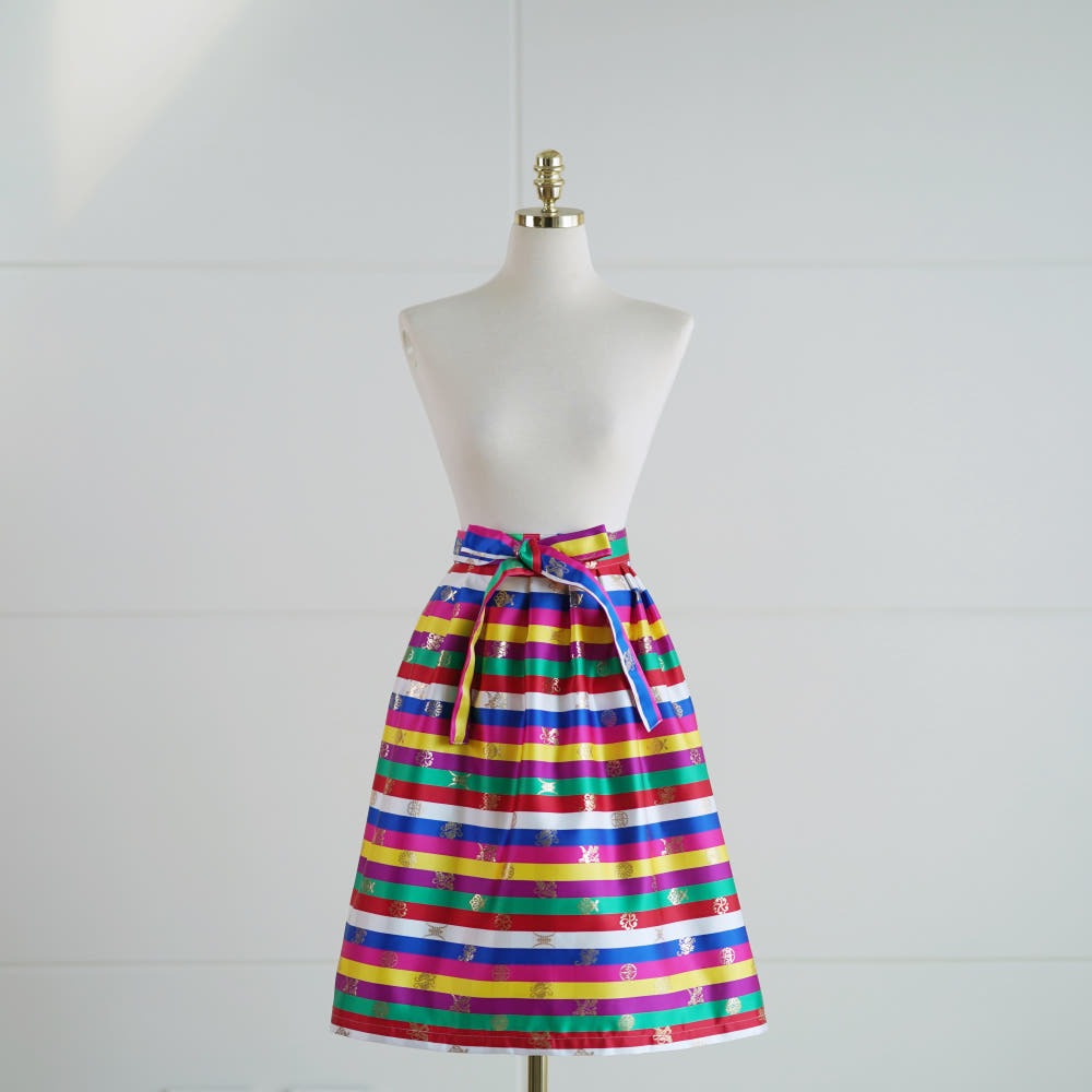 Traditional Korean Hanbok-Style Saekdong Waist Apron
